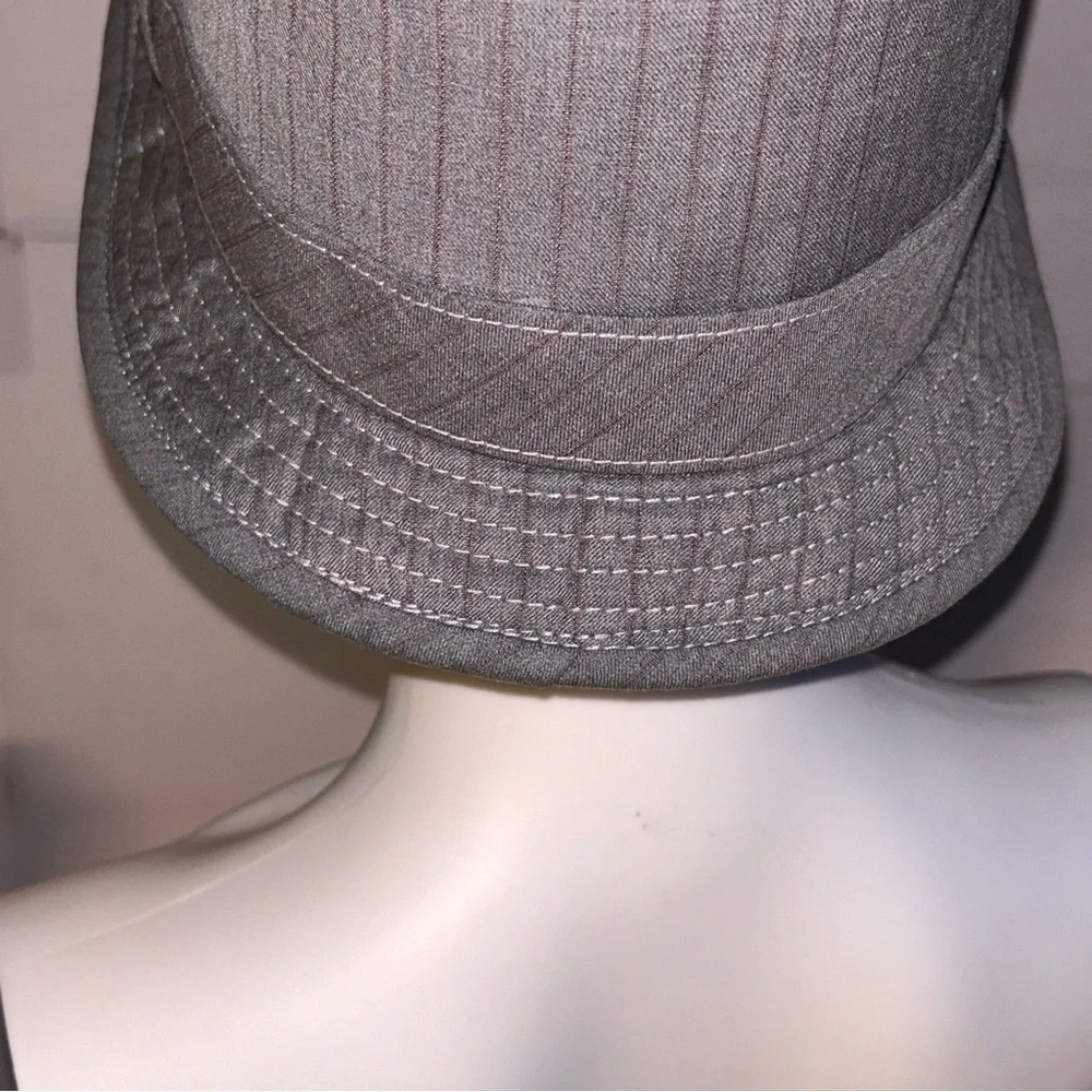 Vintage Goorin Brothers Grey Pinstriped Retro
Bucket Hat - Picture 5 of 8